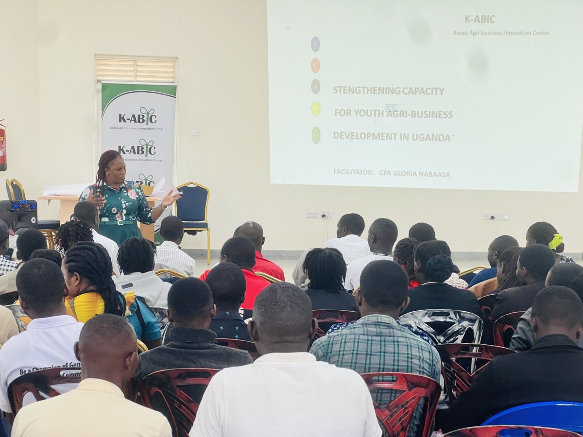 ScaduKabic's tweet photo. #SCADUProject Updates!

🚀 Exciting Times with Cohort 3 of the SCADU Project! 🌱

We’re thrilled to kick off Phase 1 Basic Training under the Strengthening Capacity for Youth Agribusiness Development in Uganda (SCADU) project for Cohort 3 in Western Region at @rwebitaba 

This week, our Cohort 3 participants are diving deep into essential agribusiness skills — from understanding value chains to mastering the basics of Entrepreneurship and financial management. 

Stay tuned as we nurture the next generation of agripreneurs committed to driving sustainable growth in the sector!