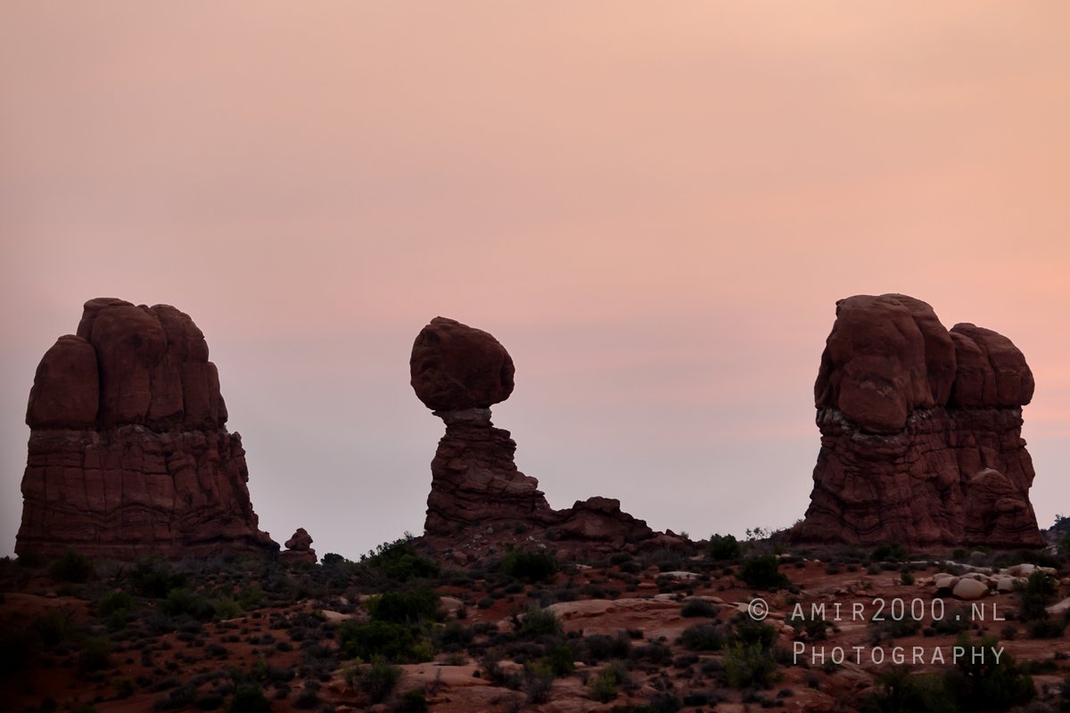 amir2000's tweet photo. Arches, formations, and the whispers of time—capturing the raw beauty of #Moab, #Utah #USA. Which of these stunning #landscapes speak to you the most? #ArchesNationalPark #WindowToTheWild #DesertBeauty #EpicViews #RedRockMagic #NaturePhotography #CanonR5MarkII 📷1/10 https://t.co/1Dt3rK4kGP
