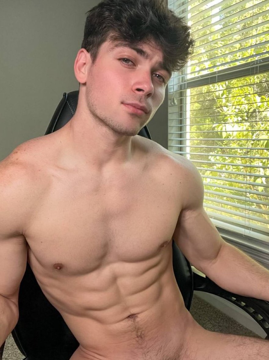 say "HI" if you are a bttm