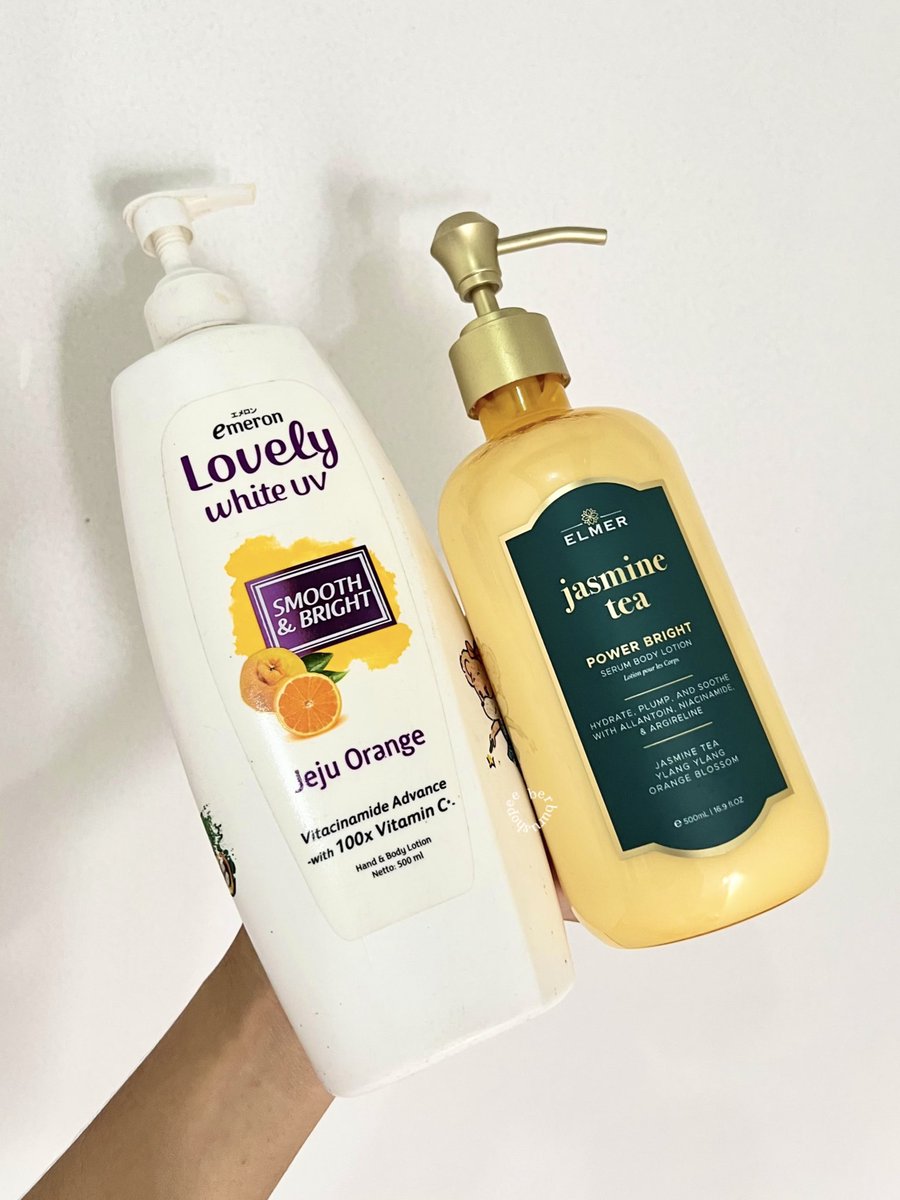 berburushopee's tweet photo. IN THIS ECONOMY…. mending saving up money buat beli produk serba gentong  yang isinya SETENGAH KILO - SEKILO - SELITER✨

biar ga boncos karna lebih hemat dan abisnya bakalan lama banget!!😭👍🏻 https://t.co/hEkrCvSicS