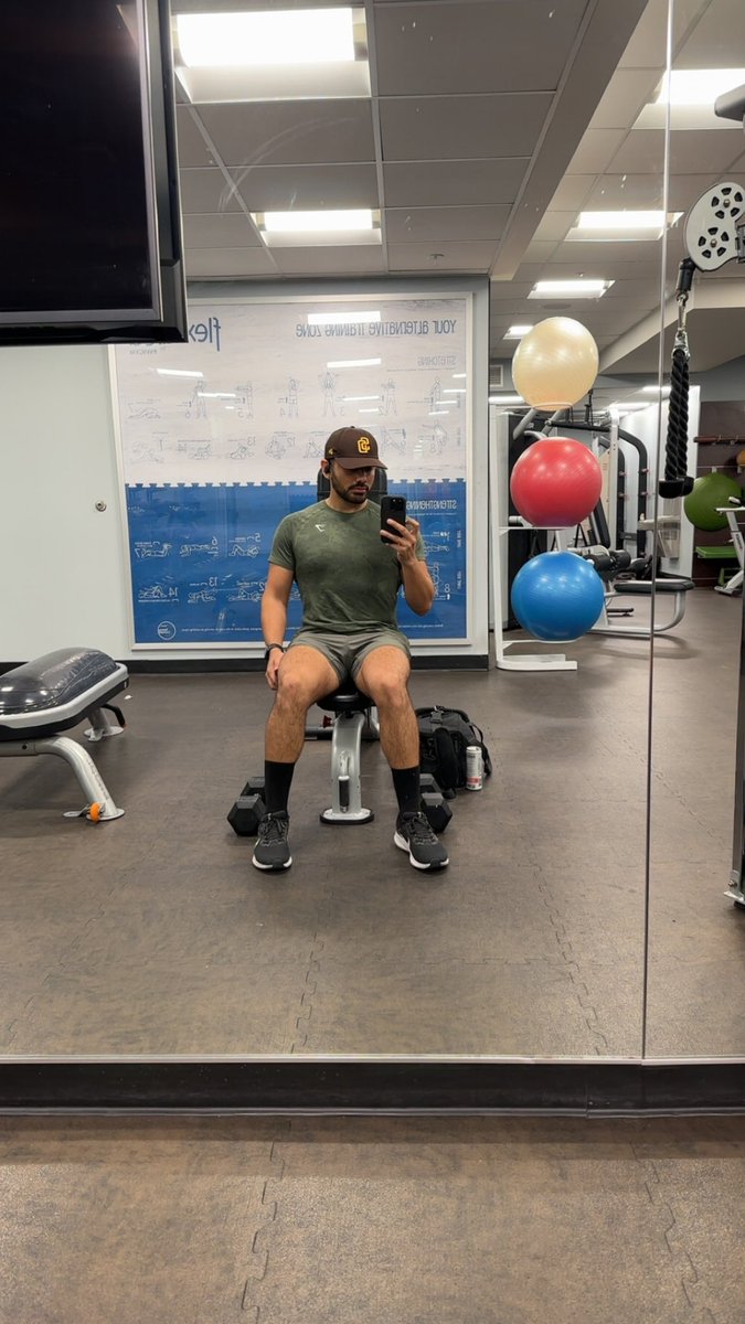 anyone else get horny after the gym? just me? okay.