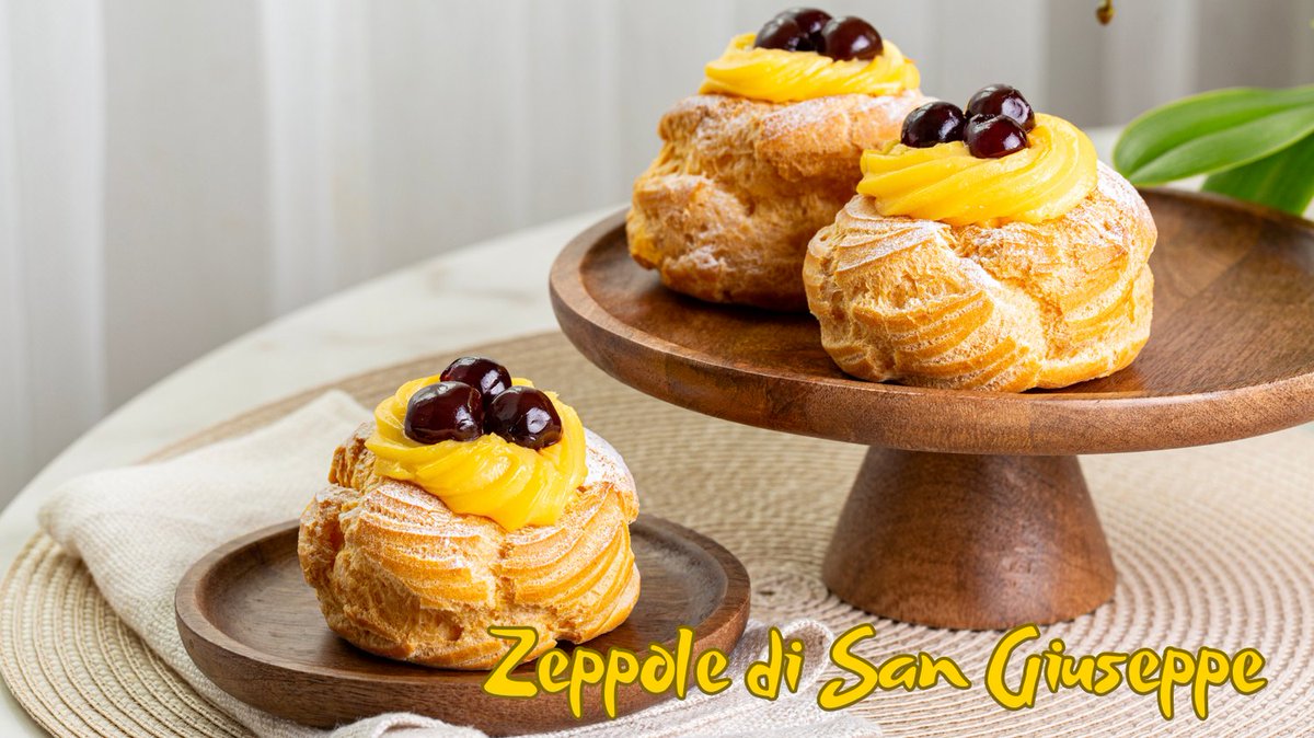 ItalyShop_cz's tweet photo. Italský Den otců je tady! 👨‍👦 A k němu patří tradiční Zeppole di San Giuseppe – lahodné koblížky plněné jemným krémem a ozdobené višní. 🍒✨
Upečte si je doma podle našeho receptu! 👉 https://t.co/XYfaxMqIam
#ItalyShop #SanGiuseppe #DenOtcu #Zeppole https://t.co/QuF537h3b5