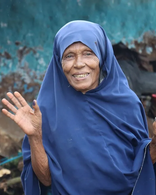 HamlinFistulaUK's tweet photo. Martha, a 70-year-old woman living near Didessa, endured nearly 40 years of isolation and pain due to obstetric fistula.

Martha had had an arranged marriage as a teenager, a decision made by her family that set the course of her life. At the start of her marriage, she happily raised three children, pouring her heart into nurturing them. However, it was her fourth pregnancy that changed everything.

Following an obstructed labour at home, she was left with a devastating fistula injury and incontinence. She withdrew from her community, avoiding social gatherings and the mosque for fear of judgment. For decades she lived a lonely, isolated life.

However, thanks to Project Zero, Martha’s life has been transformed.

Through the Didessa woreda house-to-house survey, Martha was identified by the Hamlin team, and referred to Hamlin’s Metu Fistula Hospital.

Successful surgery has restored her health and gave her hope. Surrounded by women with similar experiences, she found strength, healing, and a sense of belonging.

Upon her return to her village, Martha felt a mix of apprehension and excitement. With the encouragement of the Project Zero team, she decided to return to the mosque, ready to embrace her community once more. As she stepped inside, the familiar sounds of prayer filled the air, and she was greeted with warmth and acceptance. The women she once feared would judge her now surrounded her with open arms.