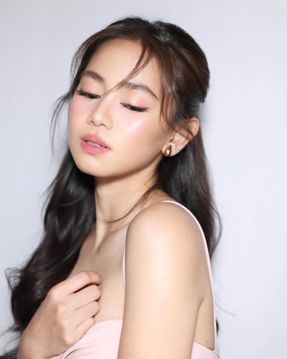 intoashdres_'s tweet image. Oh sinta
Oh kay gandang umibig sa&apos;yo 

ASHDRES X ROB DENIEL

#AshDresForSintaMV
#StreamSBSbyAshtine 
#AndresForVPCA