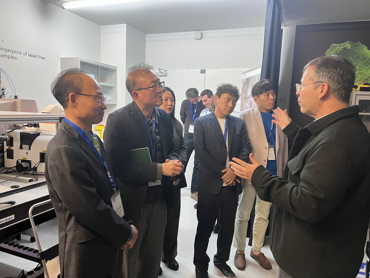 It was a pleasure to welcome the delegation from the Chungbuk province of South Korea🇰🇷 to our labs! 🔬