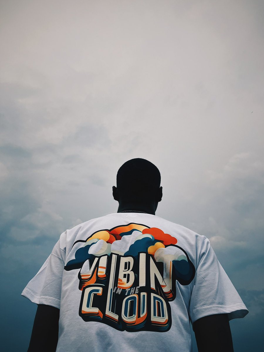 Fam.

We still got VIBIN IN THE CLOUD tees available for sale.

Please DM us for enquiries 

☁️