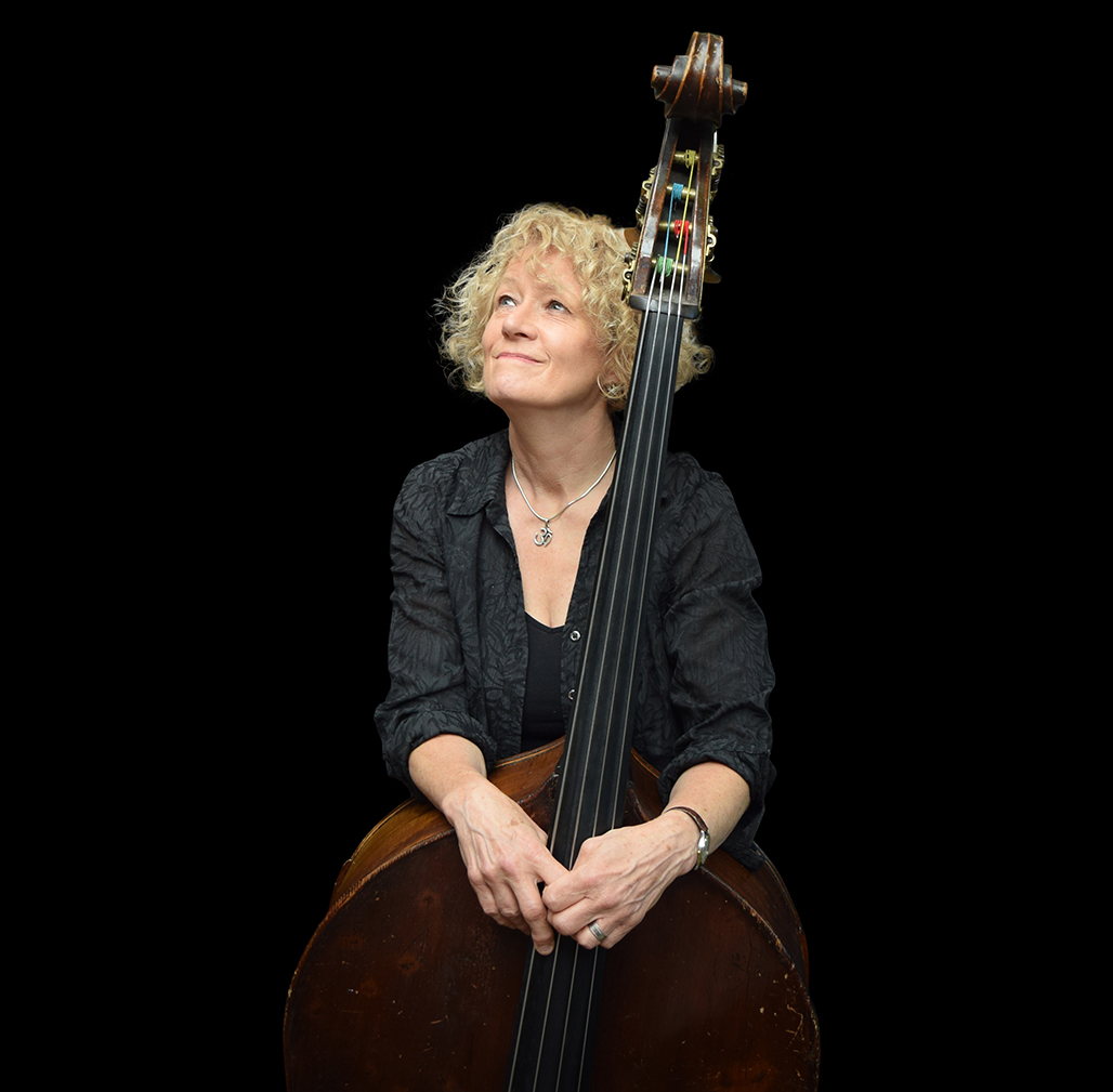 Read this interview with <a href="/alison_rayner/">Alison Rayner</a> on 'SEMA4'! Celebrating her recently released quintet album, the double bassist joins us to discuss the project...

📖 Read here:
prestomusic.com/jazz/articles/…