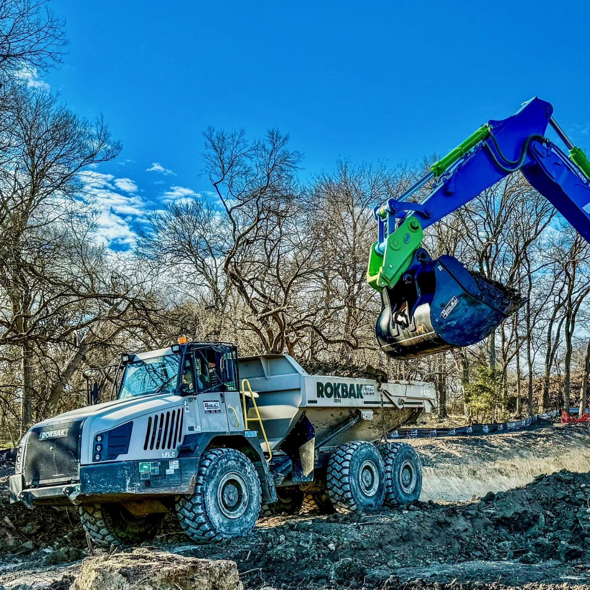 The RA30 spotted in Dallas, Texas 📍🇺🇸 #Rokbak #Construction #ADT #ArticulatedHauler #DumpTruck