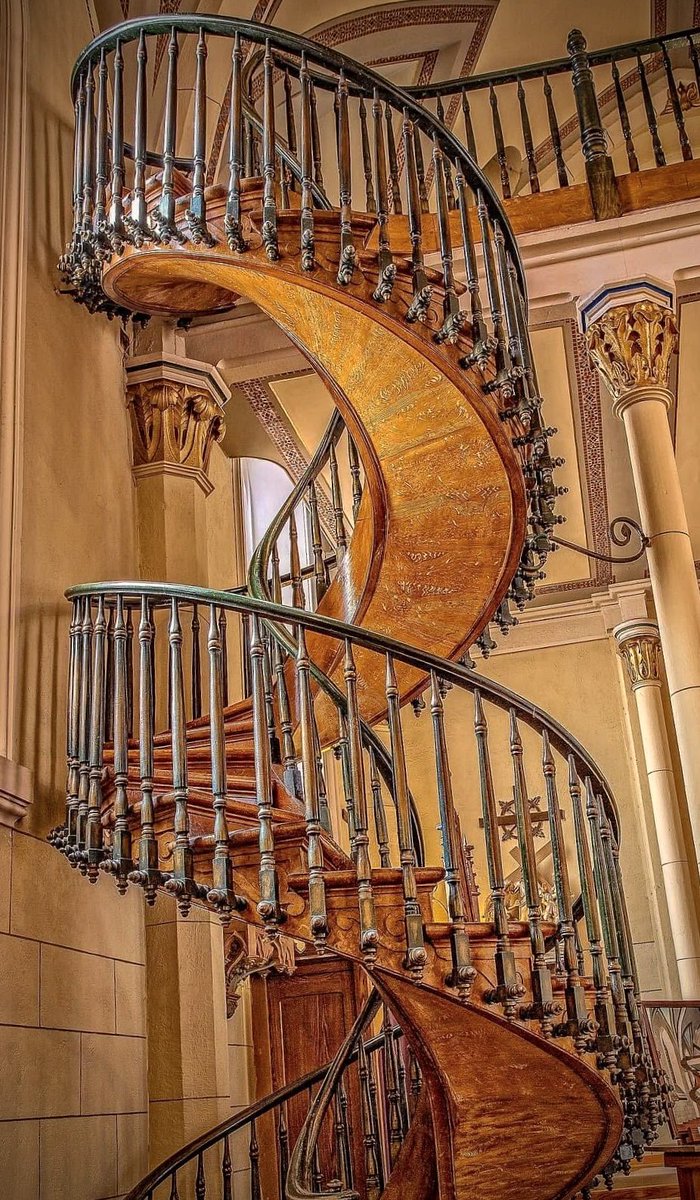 In the middle of the 19th century in New Mexico, the Chapel of Loreto was built with a high choir loft, but the nuns for whom it was built, had a problem. All the money had been spent — and nothing was left over for stairs to the loft. So they prayed for a miraculous solution.