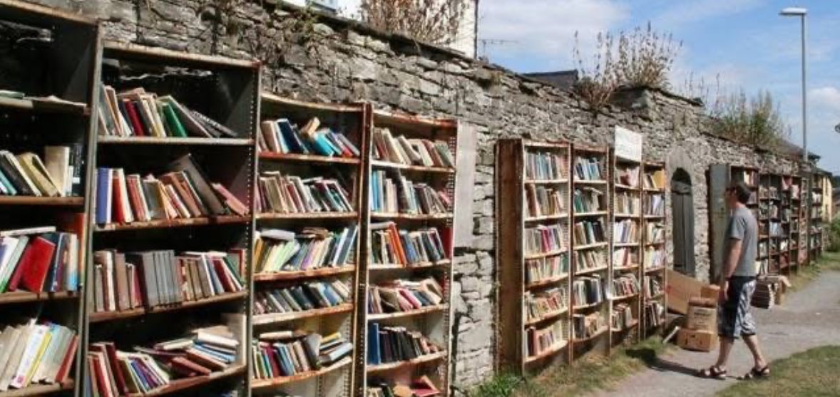 oldbookishplace's tweet image. I’ve had a few ppl ask how they can help with the bookshop. Right now we are looking for book donations: classics, history, philosophy, etc, just good quality literature. If you live within a couple of hours of the Florida space coast we could arrange a pick up.