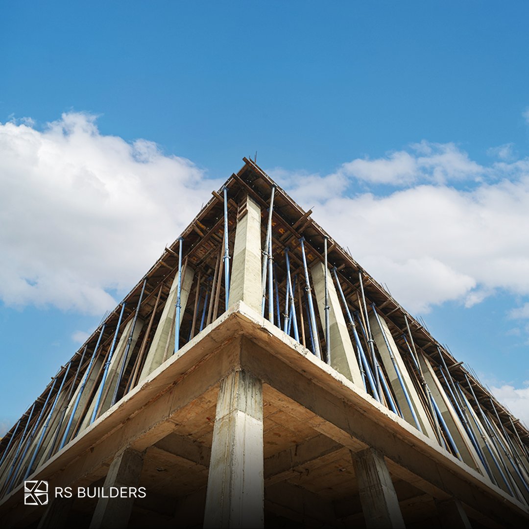 rsbuilders_'s tweet photo. In the heart of devotion and the soul of craftsmanship lies the #AkshardhamMandir —a sanctuary where spirituality and architecture unite in perfect harmony.

#RSBuilder #RavijeetSingh #AkshardhamMandir #TempleConstruction #PrecisionInDesign #StructuralExcellence https://t.co/YexYGY5gzm