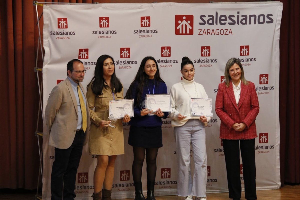 Premio Don Bosco (@premiodonbosco) on Twitter photo 🏆 3er Premio de Cat. ciencias
🔹 Proyecto: vídeo: acortar.link/aLQmI9 de Beatriz Fernández y Sara Be Diaf del centro IES Salvador Sandoval de Las Torres de Cotillas (Murcia)
Tutora: Nuria García Martínez
🙌 Otorgado por: CYO Ingeniería y <a href="/fund_carreras/">Fundación Carreras</a>
¡Enhorabuena! 🏆 3er Premio de Cat. ciencias
🔹 Proyecto: vídeo: acortar.link/aLQmI9 de Beatriz Fernández y Sara Be Diaf del centro IES Salvador Sandoval de Las Torres de Cotillas (Murcia)
Tutora: Nuria García Martínez
🙌 Otorgado por: CYO Ingeniería y <a href="/fund_carreras/">Fundación Carreras</a>
¡Enhorabuena!