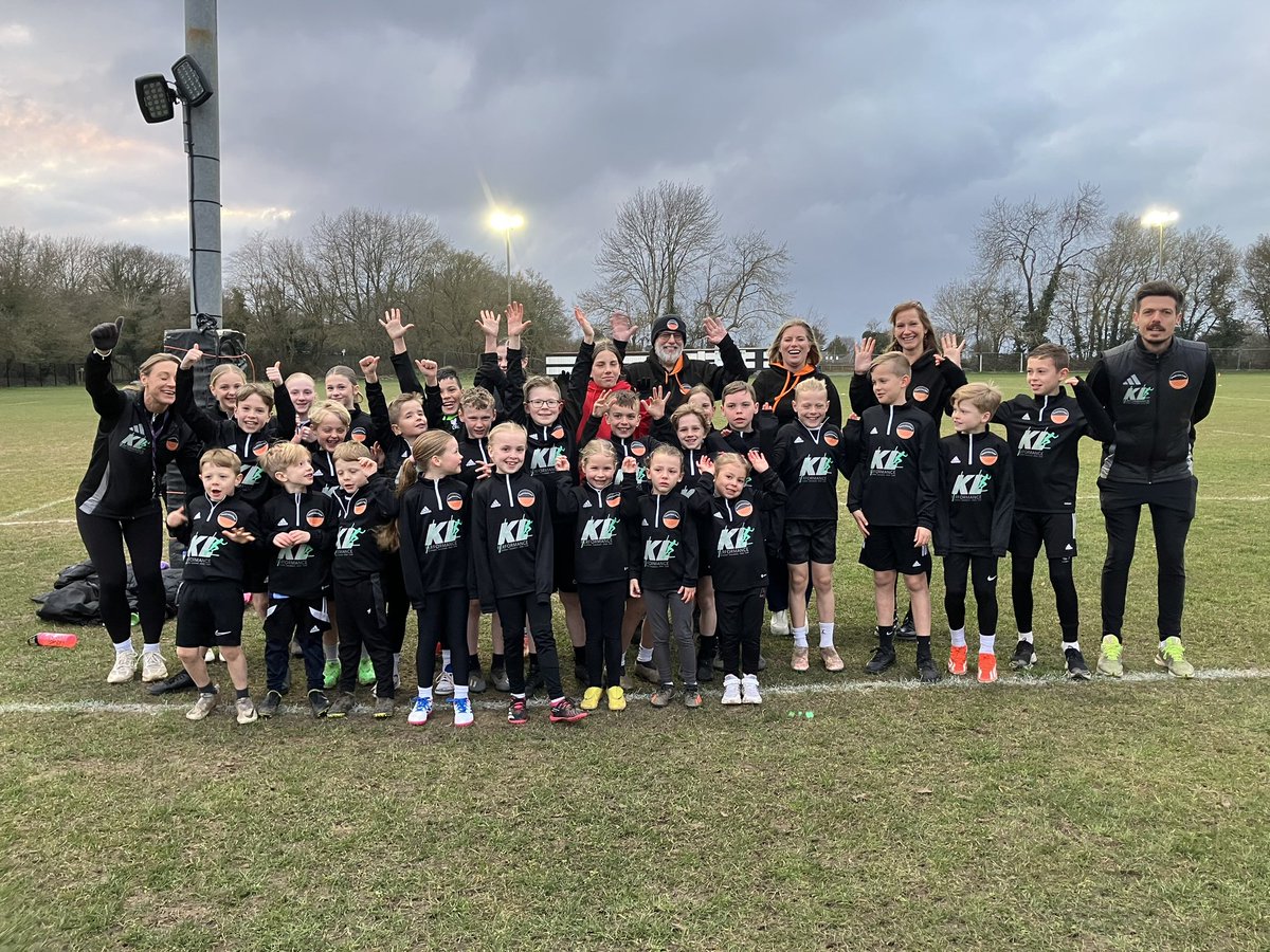 Very pleased to see the youngsters at KL Performance on Monday night. New club for ages 5-12 run by Kaye Perrotton. We provided a grant for their kit to help their team unity.

instagram.com/k_l_performanc…

#supportingsportinourcommunity