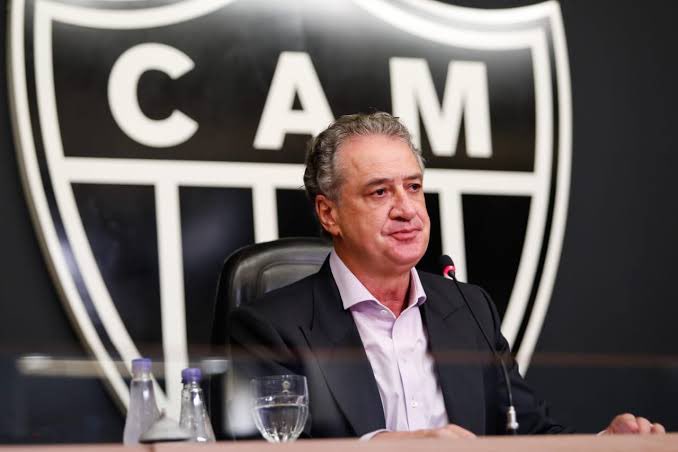 HenriquevRocha's tweet photo. PRESIDENTE SÉRGIO COELHO, está levando a proposta ao Conselho do Galo, que o Prédio da Sede de Lourdes Seja Inalienável! Pela importância histórica do Galo e da Sede! ou Seja NUNCA SERÁ VENDIDA! 
A proposta será votada na próxima reunião do conselho. 
Assim aprovada, sede de Lourdes continuará intacta! 
Parabéns Presidente! Como sempre defendendo o Galo! 🐔
