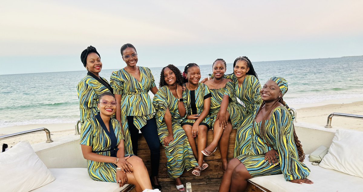 How do you celebrate the amazing women around you? For us, it was a night of laughter, appreciation, and recognition!
This #WomensMonth, we celebrate the strength, dedication, and impact of the incredible women in our team. Here’s to you! #Empowerment #CelebratingWomen