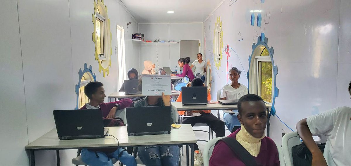 digitruck_et's tweet image. Join us in celebrating the dedication of our Digitruck students in Mekelle during their certification ceremony!

#DigiTruckEthiopia #TechForAll #democratizingtechnology #iCog #CodingEducation