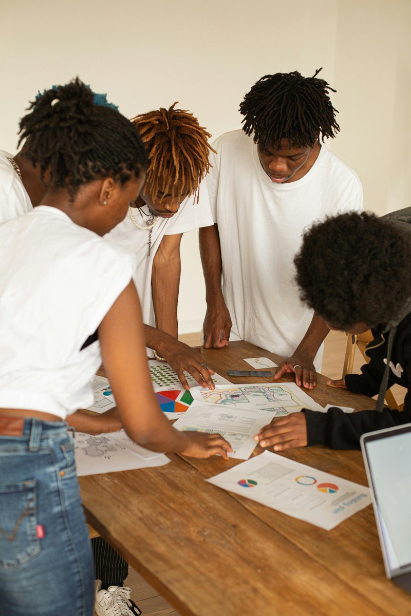 datocracy tweet media