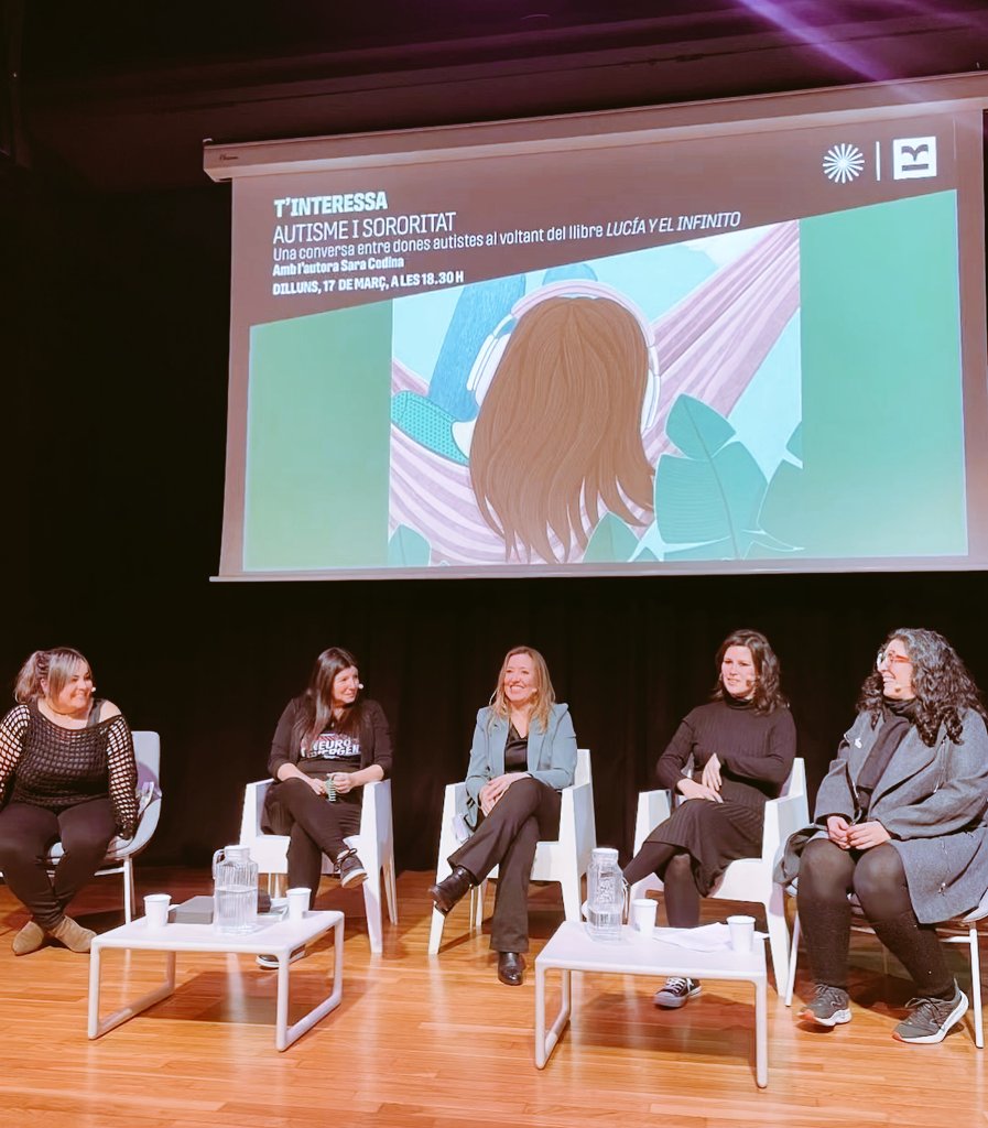 Agraïm tothom qui es va apropar a La Bonne, Centre de Cultura de Dones, per parlar d'autisme i sororitat amb @MujeryAutista, @NadirChs, <a href="/AutivisTdah/">Auti 🫶🖤</a>, Tati Ayala i Natàlia Radó, directora de la nostra Associació.

L'ocasió va ser la presentació del llibre "Lucía y el infinito".