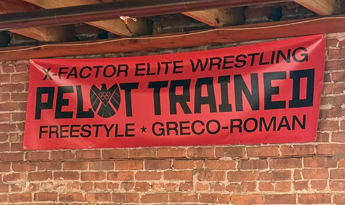 We now train at the Hall. #PelotTrained #GoGreco #LegGrabbers #HeadlockU.