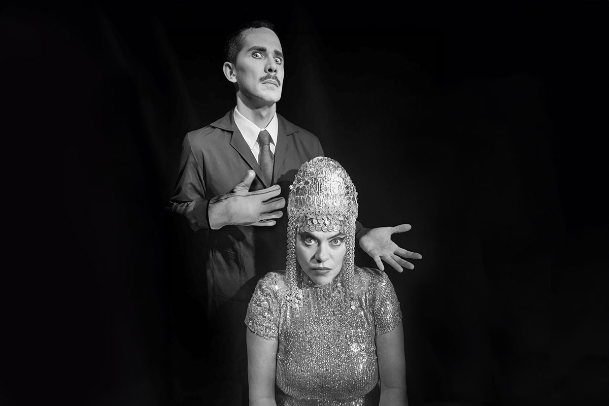 FEMBOT. El sueño argentino, de Martín Henderson, Fabiana Rey y Esteban Meloni - Leer:  lafolkargentina.com.ar/nota/17529/