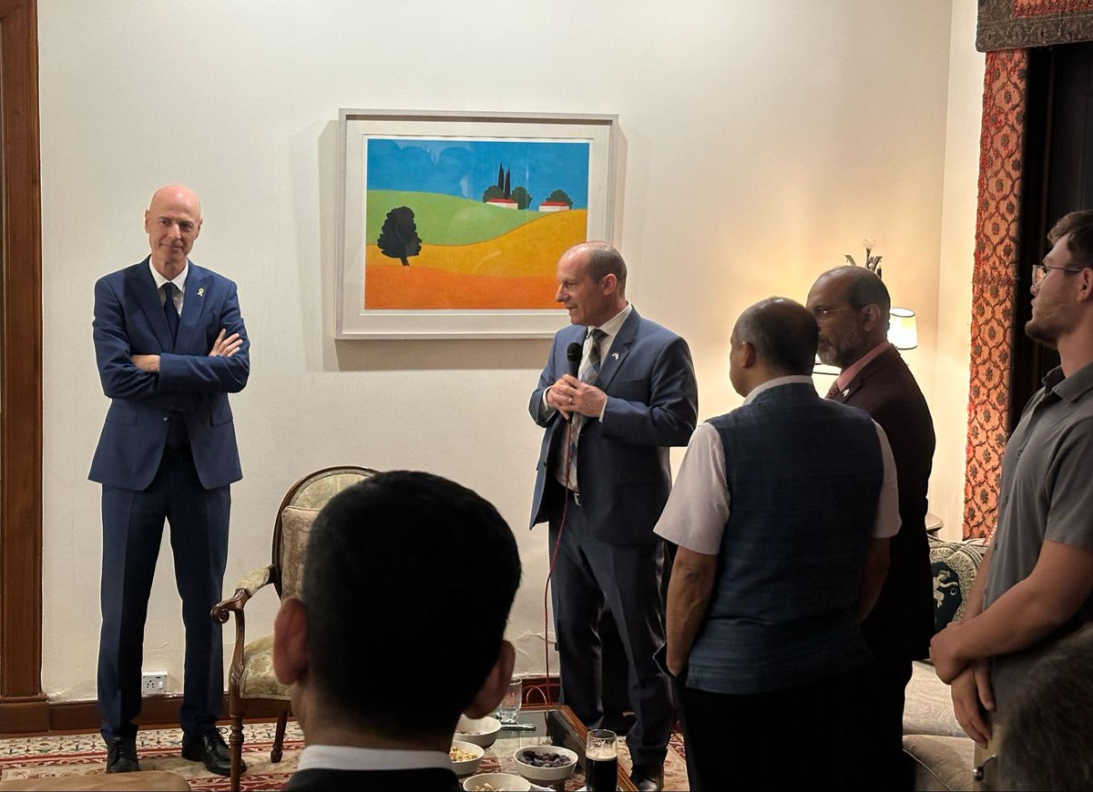 SIGNAL Group tweet media