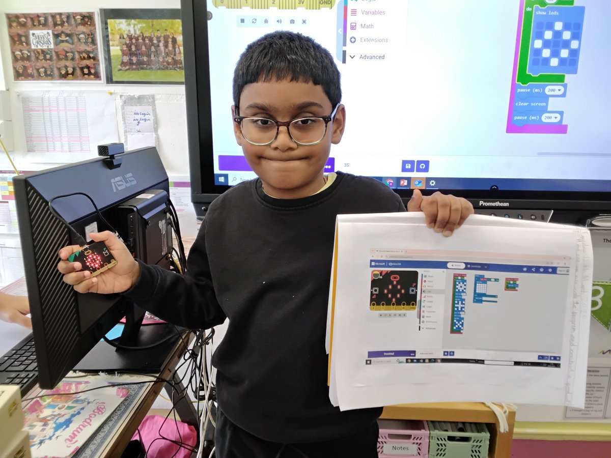 MountStewartSch's tweet image. Exciting morning with 3S watching their codes come to life on a Micro:bit #DesignTechnology #tmss