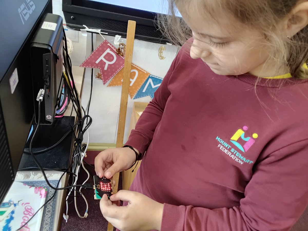 MountStewartSch's tweet image. Exciting morning with 3S watching their codes come to life on a Micro:bit #DesignTechnology #tmss