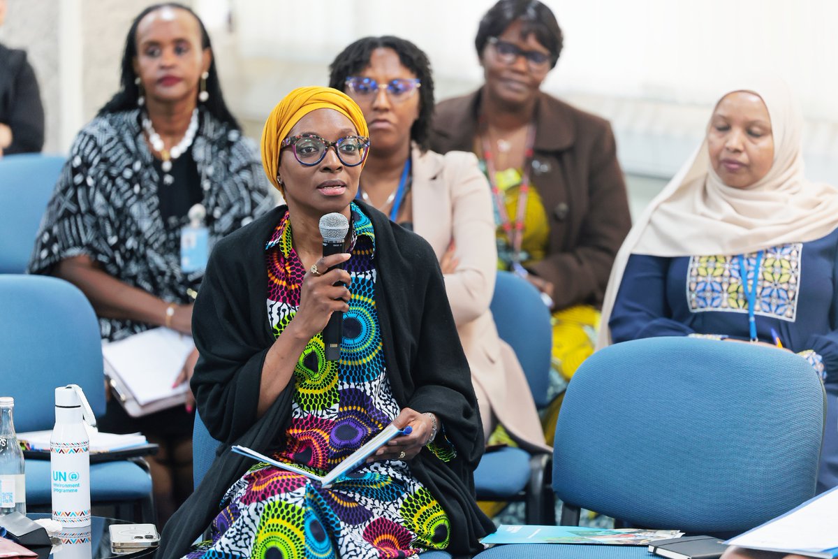 The discussion underscored the need for strong support systems, both at home and in the workplace. As Fatou Ndoye put it:
💡 “We need to create a safe space where people can come forward, say, ‘I’m facing challenges,’ and work together to find solutions. That’s real leadership.”