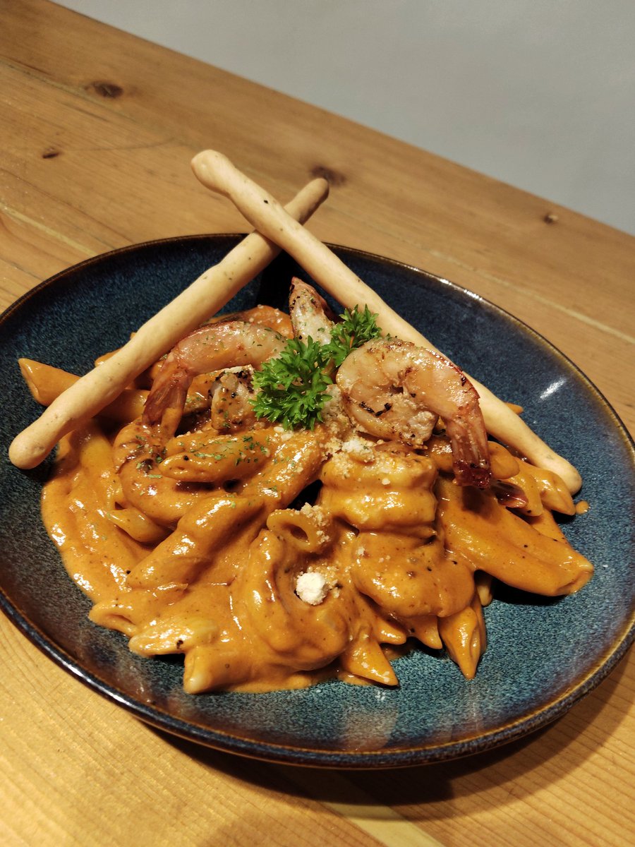 kobebuzz's tweet image. Hmmm.

Late night eats. #bohol