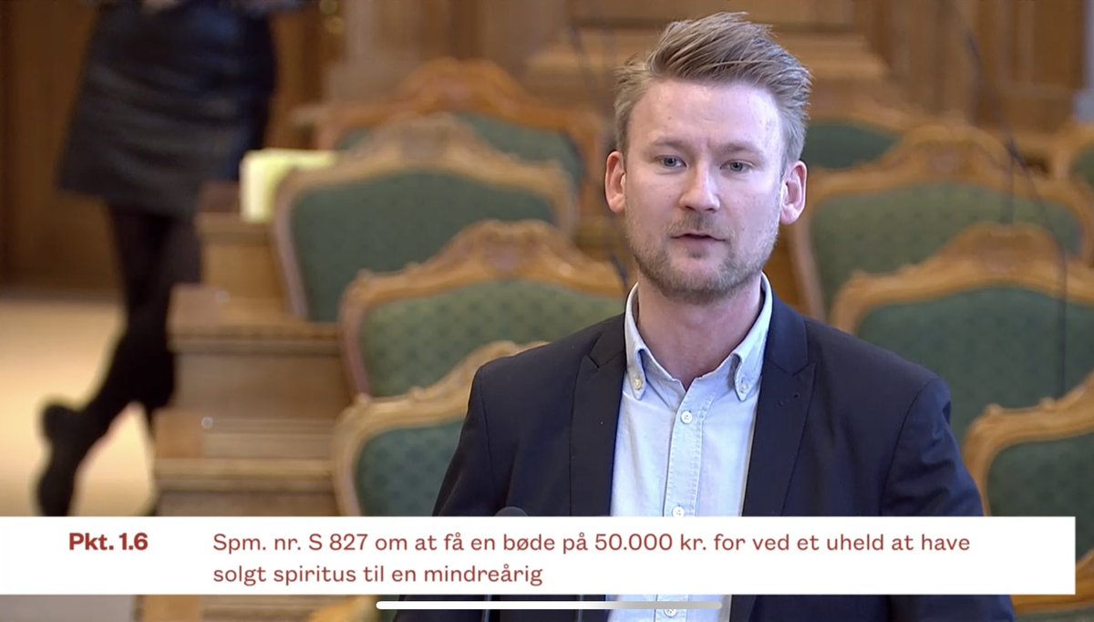 Thomas Bille Winkel (@billewinkel) on Twitter photo Det er ‘fuldstændig grotesk’, at man giver større bøder til butikker, der sælger fx en flaske gin til en ung under 18 år. Det mener <a href="/KofodPeter/">Peter Kofod</a>. Jeg synes, at det er grotesk, at vi i 20 år har haft regler, som skal beskytte børn og unge, der bliver brudt dagligt.
#sundpol #dkpol Det er ‘fuldstændig grotesk’, at man giver større bøder til butikker, der sælger fx en flaske gin til en ung under 18 år. Det mener <a href="/KofodPeter/">Peter Kofod</a>. Jeg synes, at det er grotesk, at vi i 20 år har haft regler, som skal beskytte børn og unge, der bliver brudt dagligt.
#sundpol #dkpol