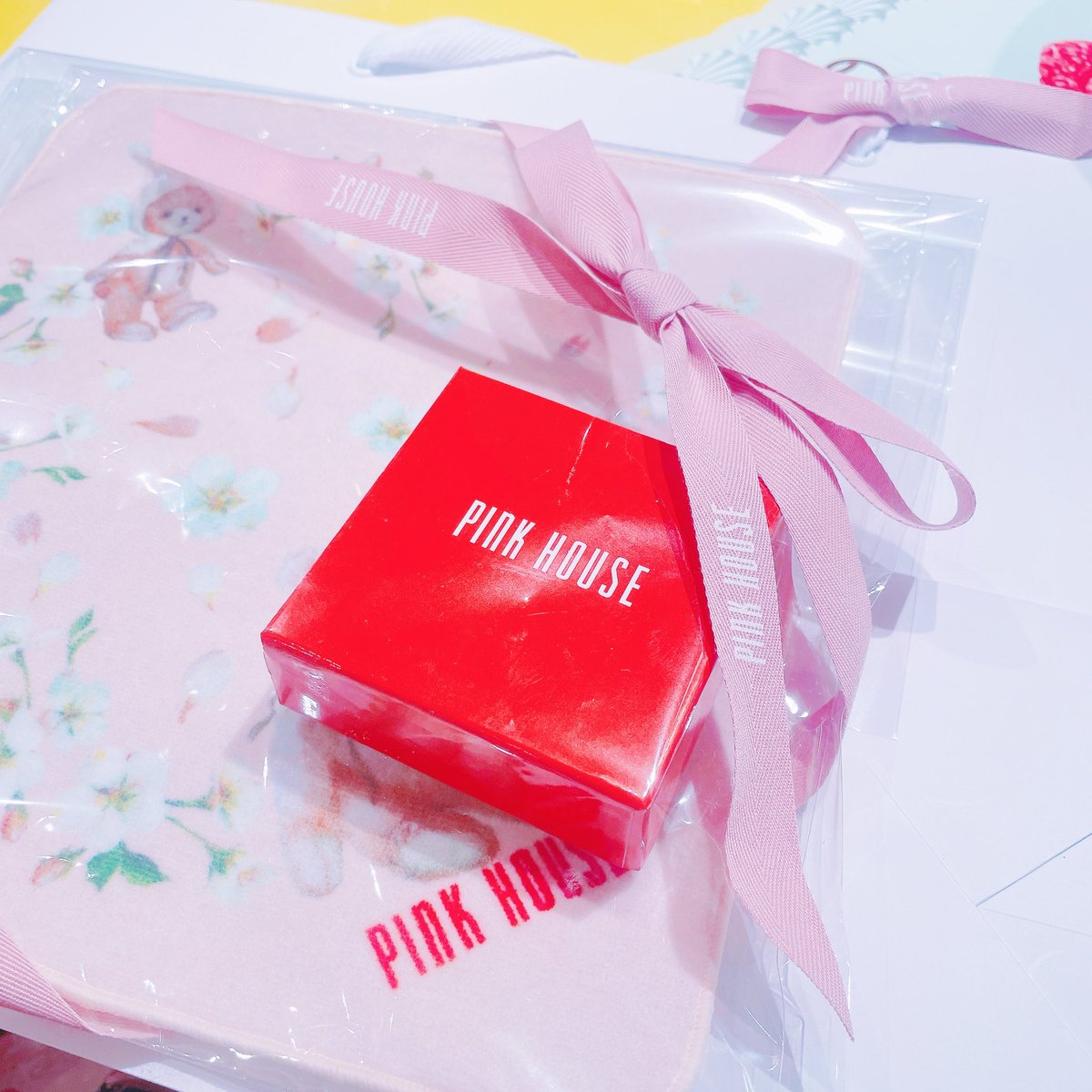 gzmsw's tweet photo. ❥❥あふたぬん❥❥

つゆぴとあそんだ🧸🎀
久々にろりーたきて
数億年ぶりにぷりくらとった！

とってもすてきな
ぷれぜんとありがとです꒰ ྀི ∩⸝⸝∩ ꒱♥︎

おすすめの焼肉屋さんも
いけてHappyな1日でした🌻💛

#AfternoonTea https://t.co/wnyZ2mGZjv