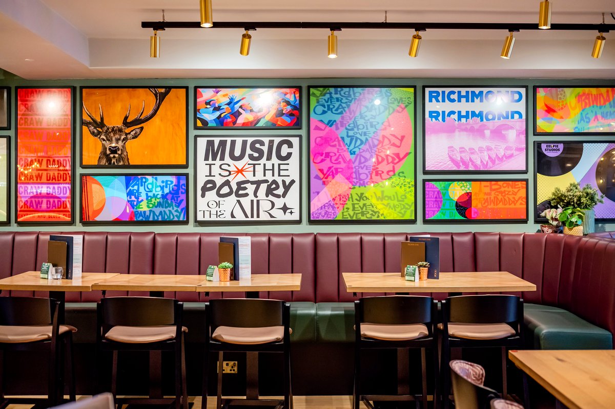 Following on from yesterdays theme of music heritage for #EnglishTourismWeek25

Did you know many venues across the borough are keeping the music going to this day with live music events happening regularly!

Discover more with #RichmondLates
visitrichmond.co.uk/events/richmon…