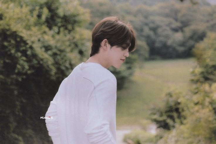 Hongsela25's tweet photo. ~𝔻𝕒𝕪𝕝𝕚𝕘𝕙𝕥~
Cheolsoo' AU

"𝘐 𝘧𝘰𝘶𝘯𝘥 𝘮𝘺𝘴𝘦𝘭𝘧 𝘧𝘢𝘭𝘭 𝘪𝘯 𝘭𝘰𝘷𝘦 𝘰𝘯𝘤𝘦 𝘢𝘨𝘢𝘪𝘯" https://t.co/b64BYfv1Nv
