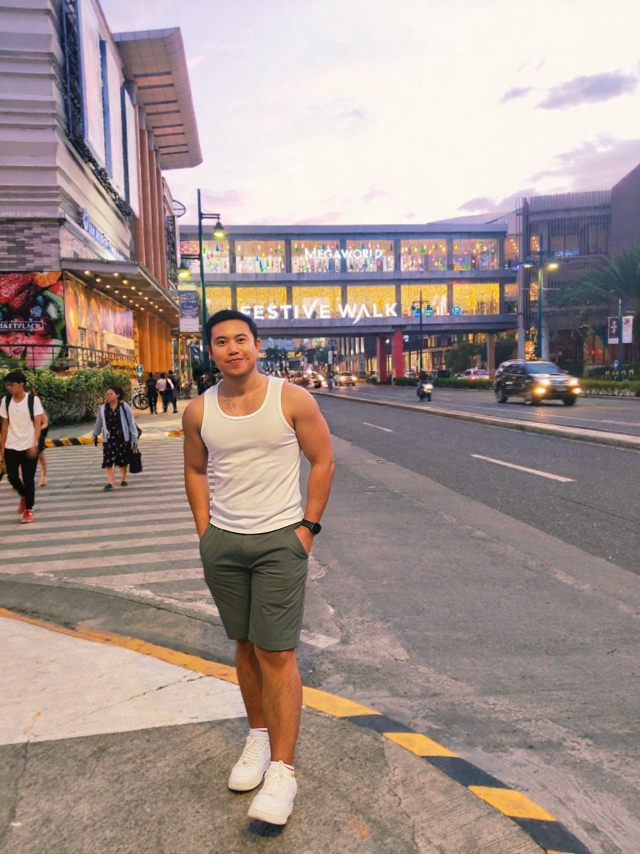 kobebuzz's tweet image. When in #ILOILO