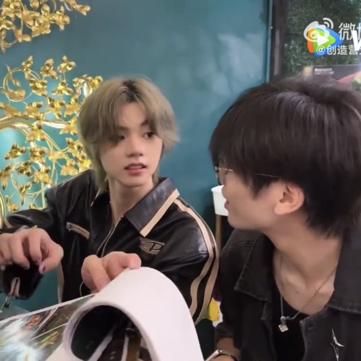 เซินฉงเหมือนแฟนกัน เหมือนไปเดทกัน
พี่คนสวยกับหมาเด็กมาก  ૮₍  ˃  ³  ˂  ₎ა 

૮ – ﻌ– ა ʕ ∙ჲ∙ ʔ   

꒰ #SHEN #XIONG #SHENXIONG  ꒱