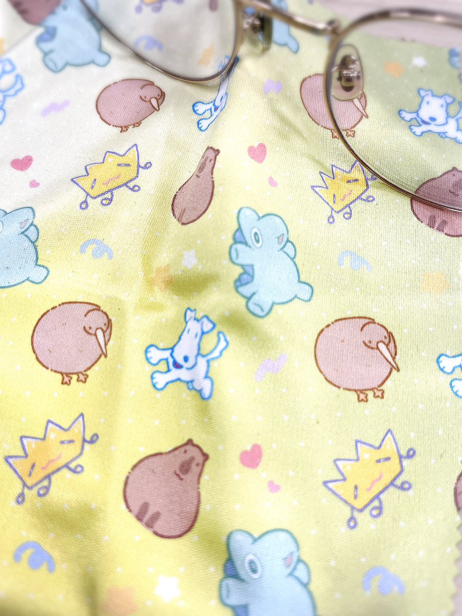 ジャキポンさん（<a href="/ZAKiPONG_v/">쟈키퐁/ジャキポン</a> ）のメガネ拭きめっちゃ使わせてもらってるんだけどかわいすぎるからテンション上がる⤴️⤴️⤴️ デザフェスでお会いできてほんとよかったー！