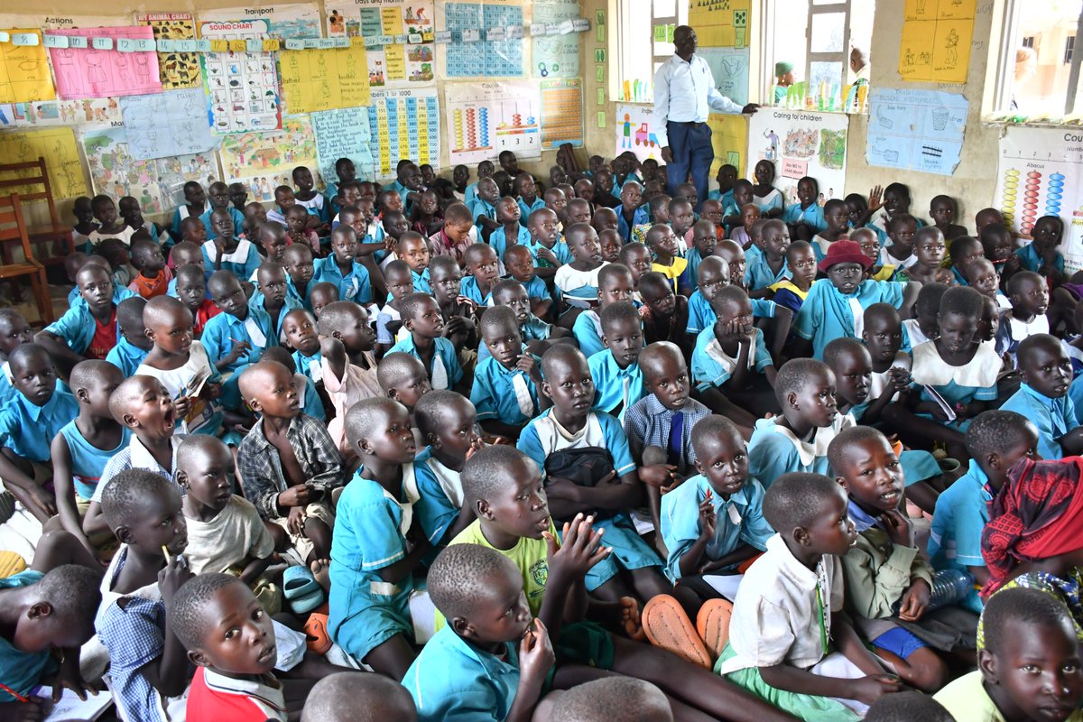 UNHCR Uganda (@unhcruganda) on Twitter photo 🇸🇪 Sweden's Minister for Intl. Devt. Cooperation & Foreign Trade, Benjamin Dousa, visited Rhino Camp Settlement to see Sweden-funded refugee interventions.
✅ Met new arrivals from S. Sudan & Sudan
🎒 Met learners at Ocea Primary School
🥗 Engaged with Nutri-Cash Program
<a href="/SweMFA/">Swedish Ministry for Foreign Affairs</a> 🇸🇪 Sweden's Minister for Intl. Devt. Cooperation & Foreign Trade, Benjamin Dousa, visited Rhino Camp Settlement to see Sweden-funded refugee interventions.
✅ Met new arrivals from S. Sudan & Sudan
🎒 Met learners at Ocea Primary School
🥗 Engaged with Nutri-Cash Program
<a href="/SweMFA/">Swedish Ministry for Foreign Affairs</a>