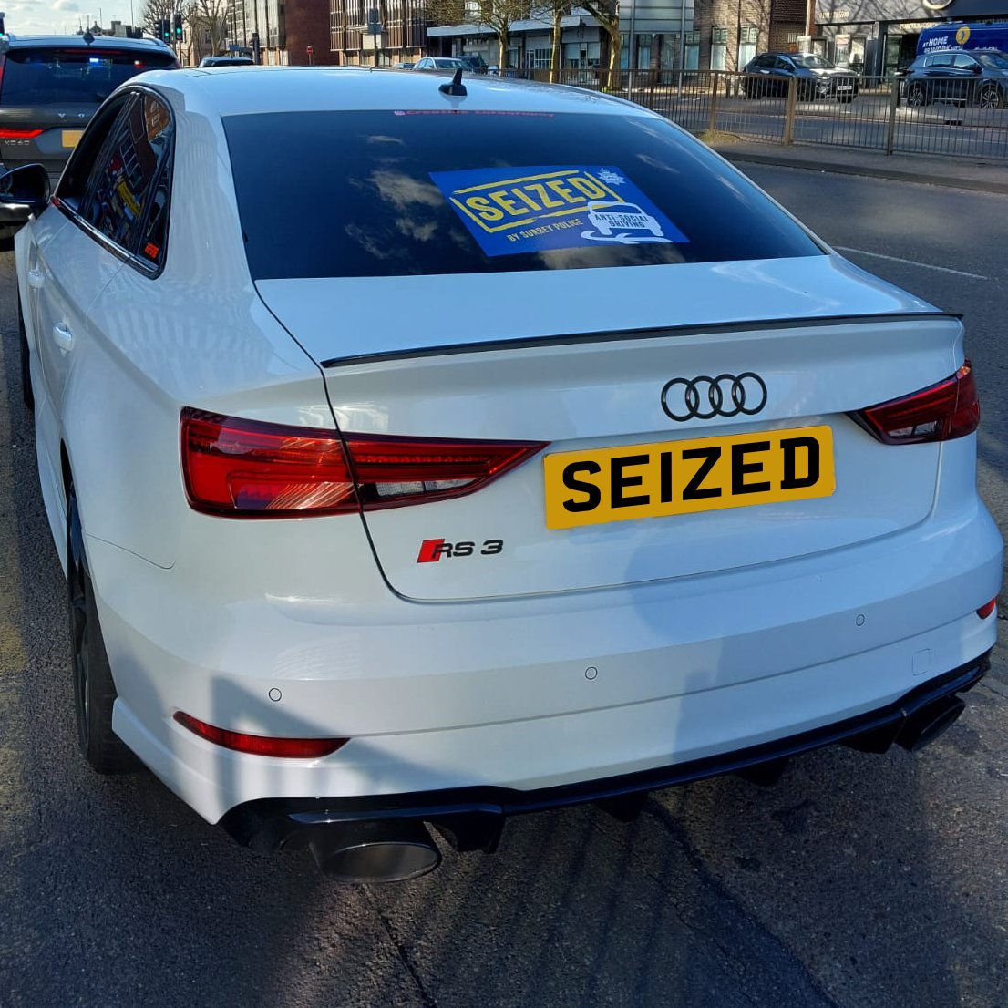 This driver didn’t spot the unmarked Police car behind him on the M3 at Shepperton—while hitting 100mph. 🚨 Already on a Section 59 warning, so vehicle seized &amp; driver summonsed. #VanguardRST #Fatal5