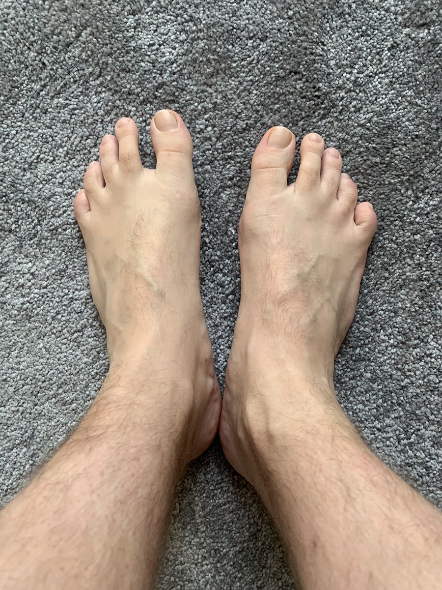 MasterJameLDN's tweet photo. Morning pigs. 

This is what you’ve been waiting for.

Have a sniff of these size 10 alpha feet

#domination #domtop #alpha #alphadom #cashmaster #findom #slave #sklave #cashslave #cashsklave #paypig #masterslave #master #findomaster #findomfeet #findompiggy #paypig #feetworship https://t.co/OanvOIVqCs