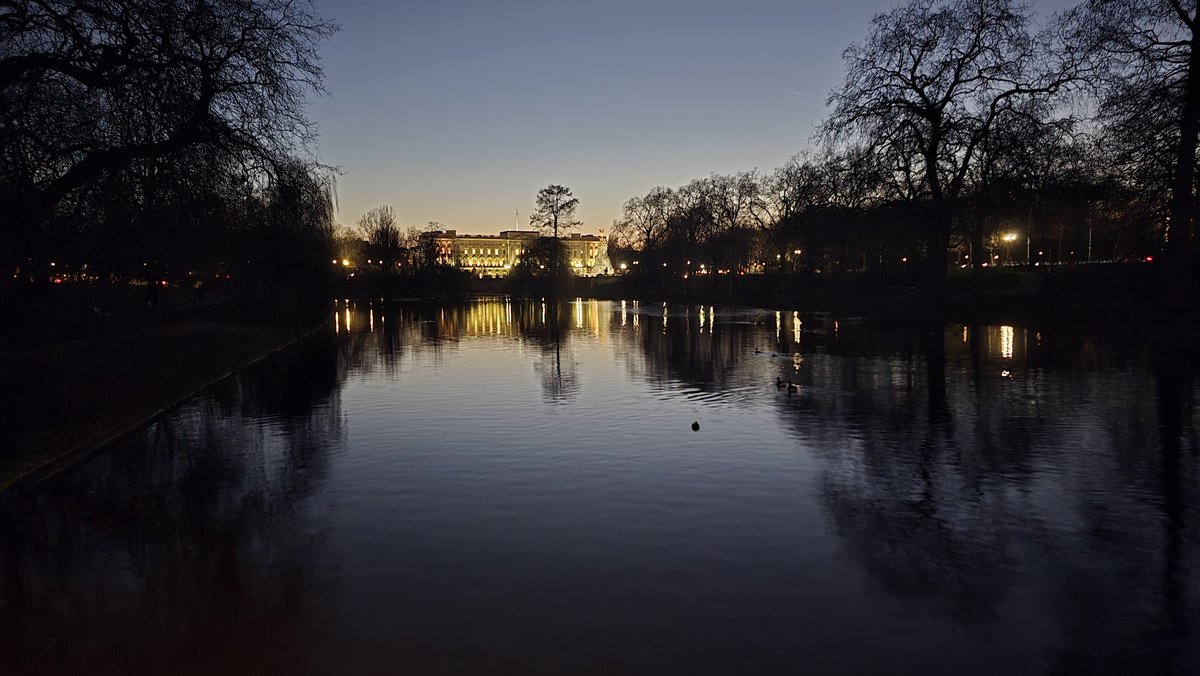 Victoria Hills tweet media