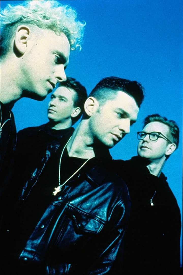 #DepecheMode #Violator 

Violator 35th Anniversary