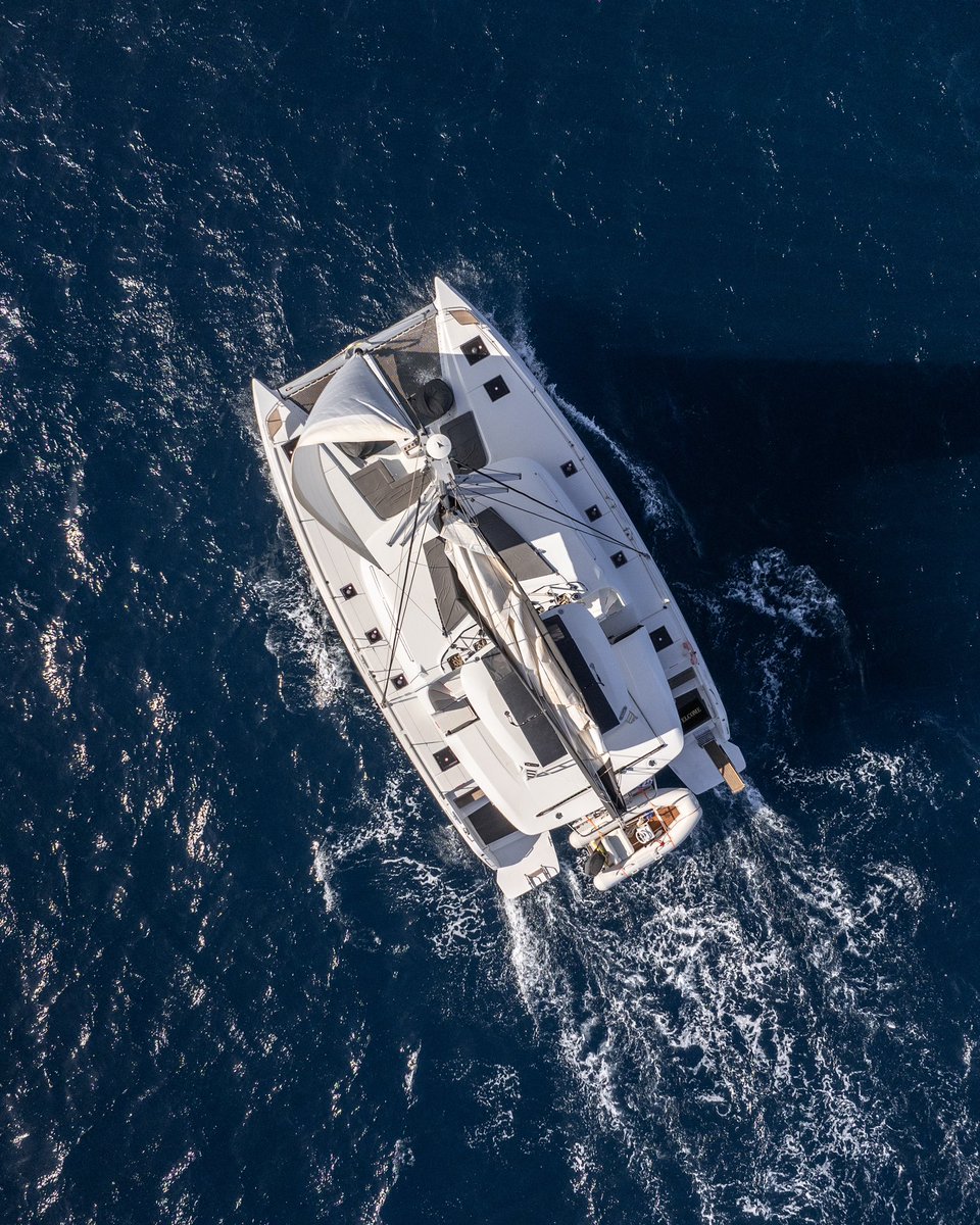 ExadasYachtsGre's tweet photo. ailing into endless summer vibes on Spring, the Lagoon 51 — where Greek island dreams come true!!!🇬🇷⛵️☀️ https://t.co/3NEfJE4W3Q