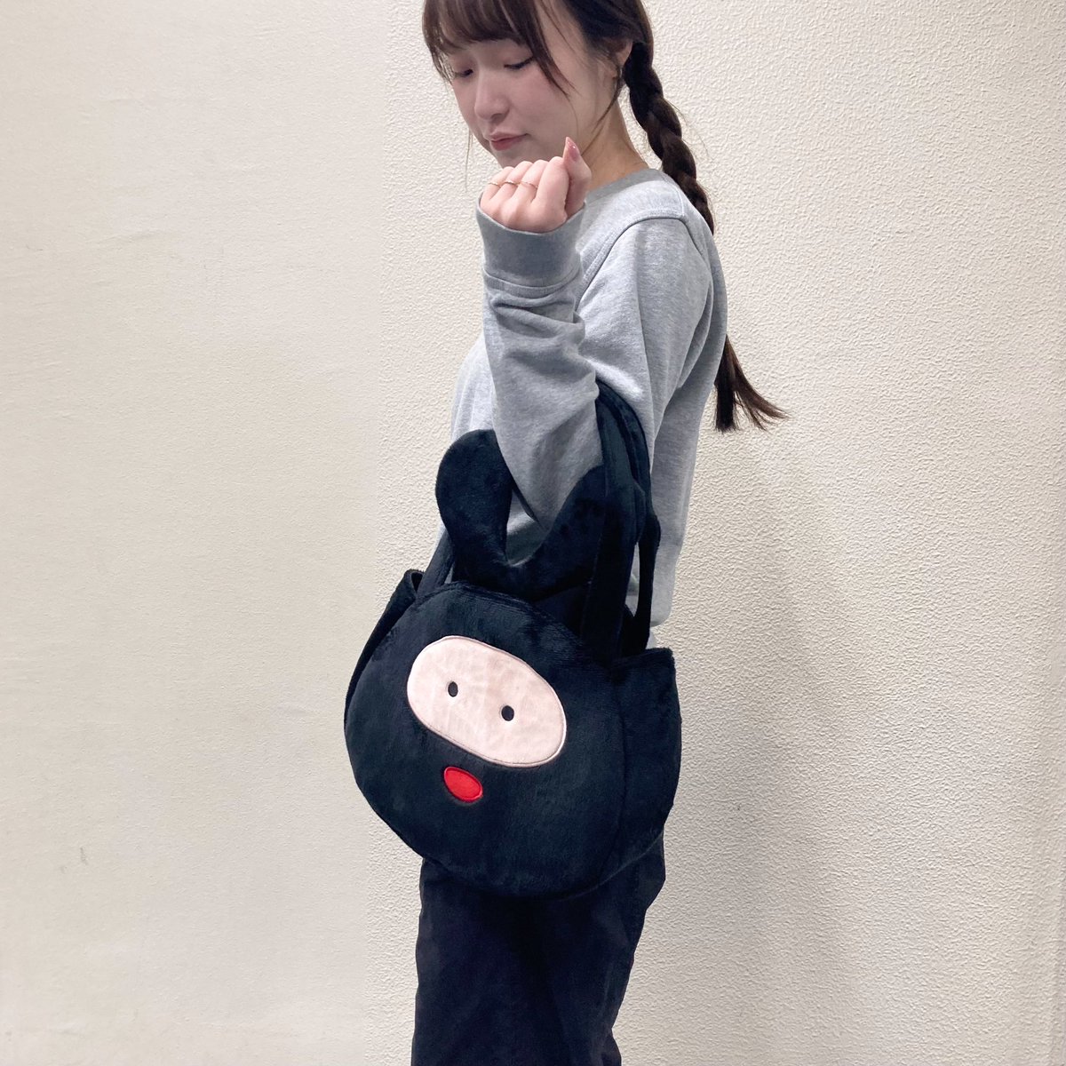 最終兵器俺達　ヒラ トートバッグ　ヴィレッジヴァンガード　品行崩壊 ヒラ第4弾企画！ ヒラをそのまま、 バックパックやトートバッグに