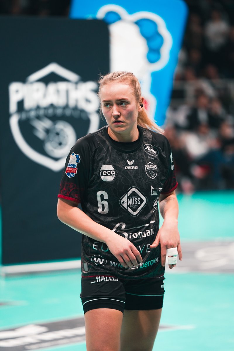 mksportography's tweet photo. 📸𝐋𝐢𝐠𝐮𝐞 𝐁𝐮𝐭𝐚𝐠𝐚𝐳 𝐄𝐧𝐞𝐫𝐠𝐢𝐞 : 𝐏𝐢𝐫𝐚𝐭𝐡𝐬 𝐇𝐚𝐧𝐝𝐛𝐚𝐥𝐥 - 𝐏𝐚𝐫𝐢𝐬 𝟗𝟐

Le Rhénus réussit aux joueuses de l'@ath_handball !

(1/6) https://t.co/Iwf8TuKArh