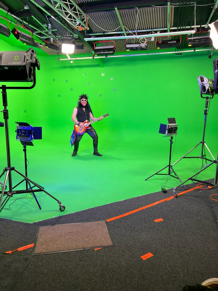 galleonstudios's tweet image. Monkeying around in the Infinity Cove
#InfinityCove 
#greenscreen
#GalleonStudios