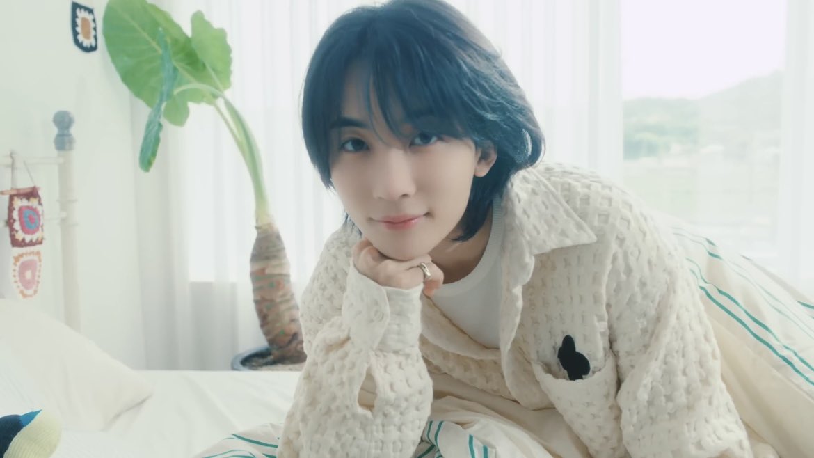 DearHani2's tweet photo. 와 이뽀니 얼굴 미쳤어 …. 정한이 왜 이렇게 이뻐 !!! https://t.co/SKMaahFu0d