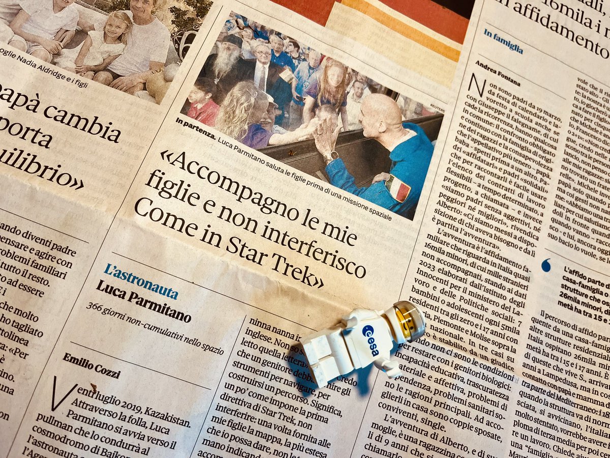 Emilio Cozzi (@emilio_cozzi) on Twitter photo Oggi il <a href="/sole24ore/">IlSole24ORE</a> celebra la paternità.
Grazie a un’idea di <a href="/Monica_Dascenzo/">Monica D'Ascenzo</a>, lo si fa anche importunando - pardon comandante - un papà spaziale, Luca Parmitano (<a href="/astro_luca/">Luca Parmitano</a>).
Trovate quello che mi ha detto in edicola e qui 👇
ilsole24ore.com/art/luca-parmi… Oggi il <a href="/sole24ore/">IlSole24ORE</a> celebra la paternità.
Grazie a un’idea di <a href="/Monica_Dascenzo/">Monica D'Ascenzo</a>, lo si fa anche importunando - pardon comandante - un papà spaziale, Luca Parmitano (<a href="/astro_luca/">Luca Parmitano</a>).
Trovate quello che mi ha detto in edicola e qui 👇
ilsole24ore.com/art/luca-parmi…