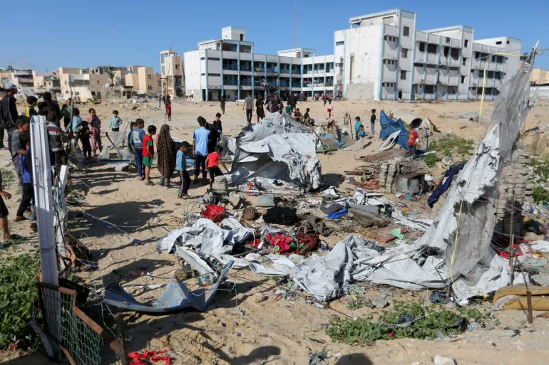 MarioNawfal's tweet image. 🚨🇮🇱🇵🇸24 KILLED IN SECOND NIGHT OF GAZA AIRSTRIKES

Israeli warplanes and naval forces pounded Gaza overnight, hitting Hamas and Islamic Jihad targets as the conflict escalates.

The Israeli Air Force struck 20 sites, including a Hamas military facility allegedly preparing rocket…