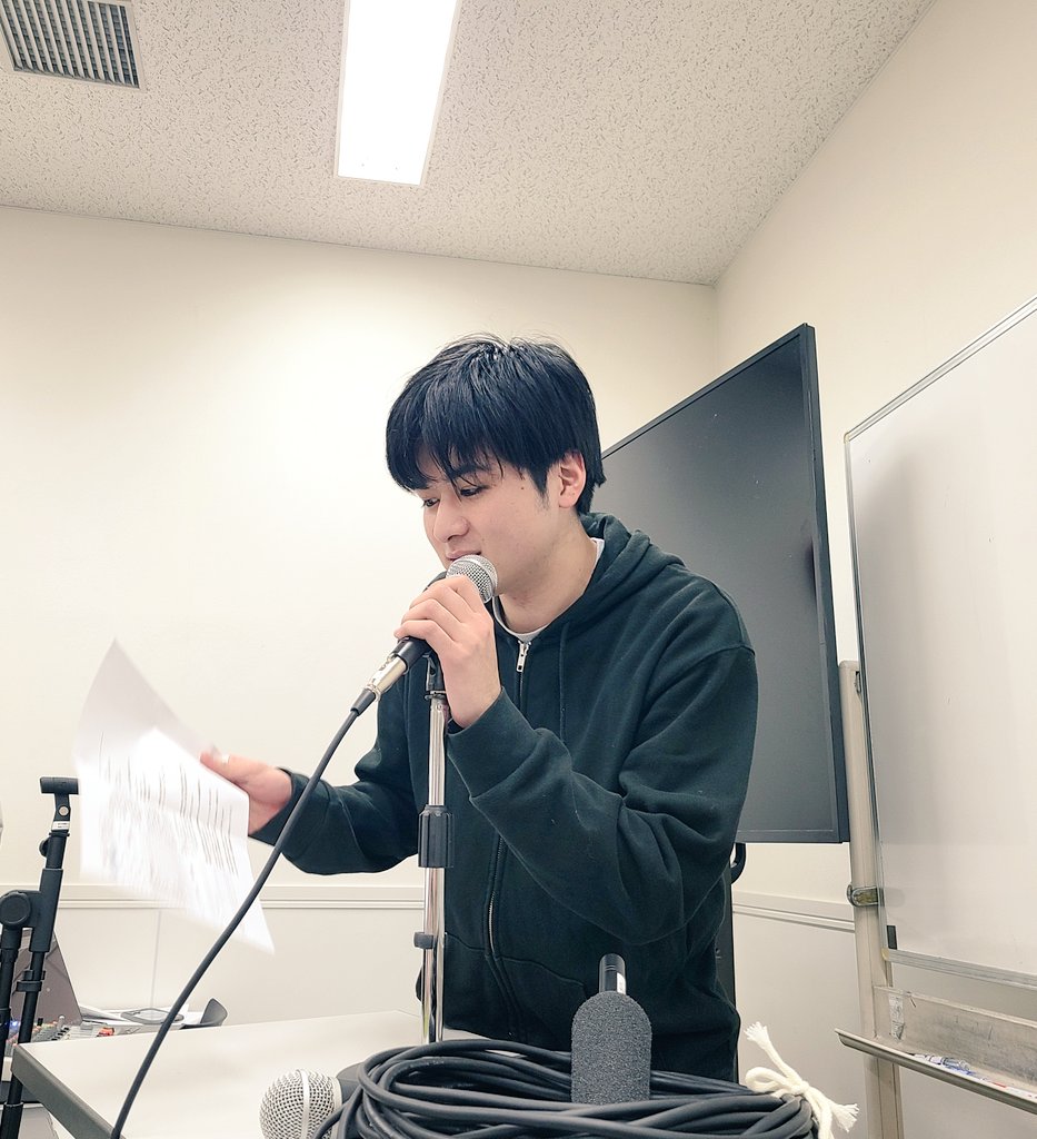 本日卒業パーティでした🎉

9期生の皆、ご卒業おめでとうございます！！
これからも頑張って！❤️‍🔥
また遊びに来てね！

1年生シャフロン大活躍！🙌⭐
#ヒューマンアカデミー横浜校
#ヒューマンアカデミーパフォ
#声優 #俳優 #学校