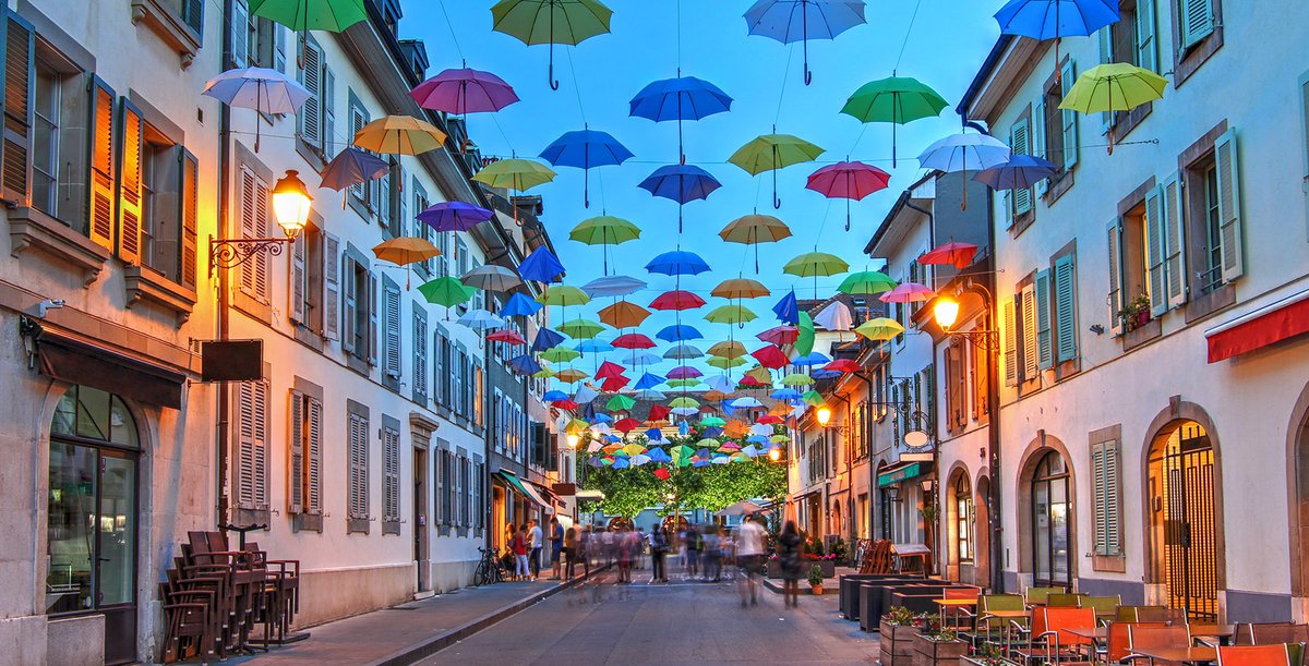 🚶‍♂️✨A study in Geneva confirms: pedestrian-friendly streets are great for business!

🏘️ Local residents account for 75%-78% of customers.
🚲 89% of consumers use active modes.
🚶‍Walking accounts for 46% of business trips
🚗 Majority of drivers willing to switch to active modes